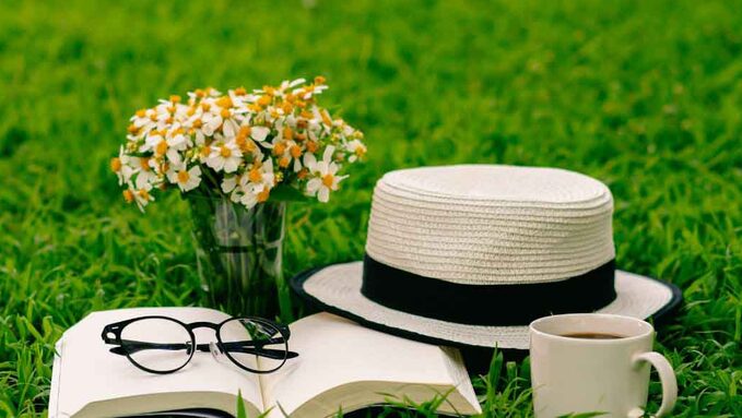 amenager-un-coin-lecture-dans-son-jardin.jpg